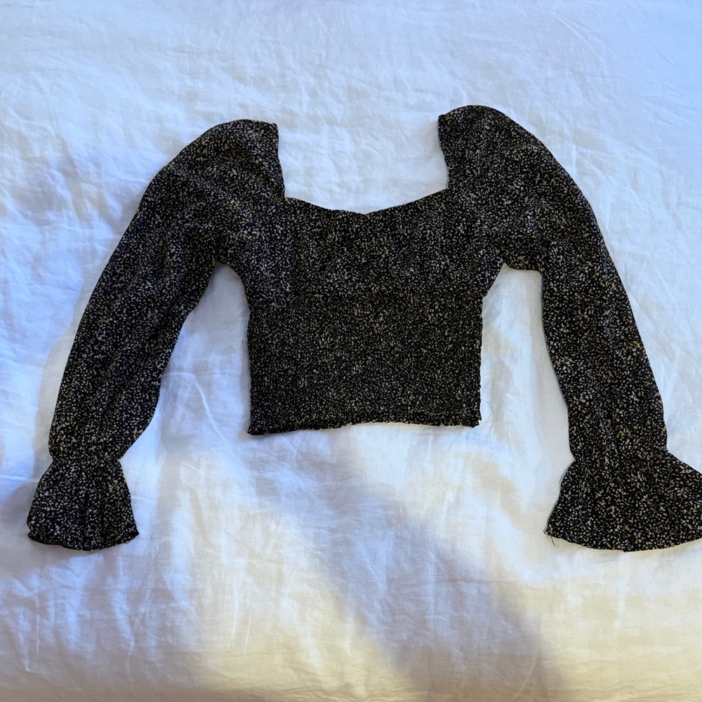 NWT and now this  Black Floral Women's Top xs
